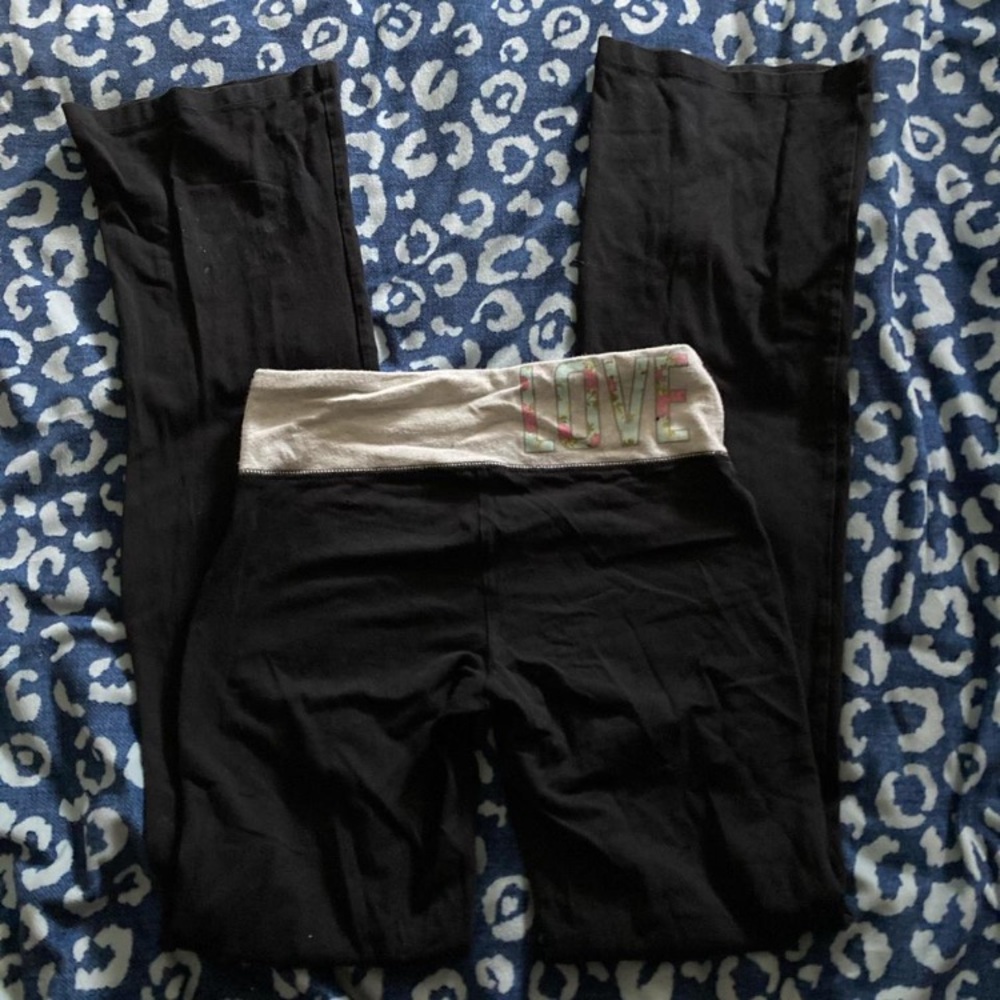 PINK leggings with minor flaws shown - view my informational post!!!